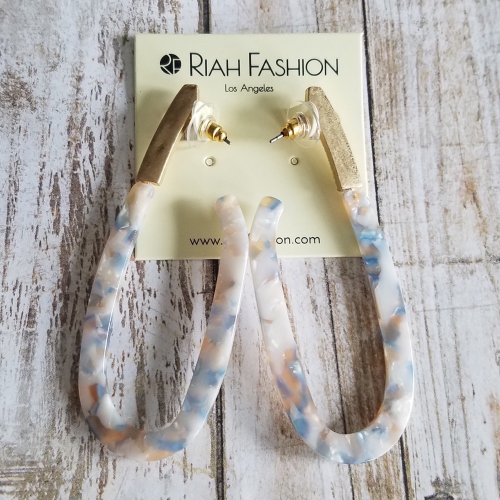 🌞SUMMER SALE🌞 Marble acetate earrings - Picture 2 of 6